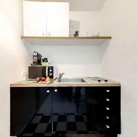 Guestready - Luxury Studio Flat Near Eiffel Tower - Vii Apartament Paryż